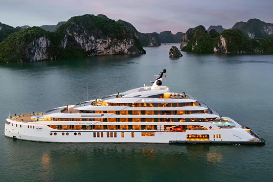 Vietnam Luxury Vacation 12 Days